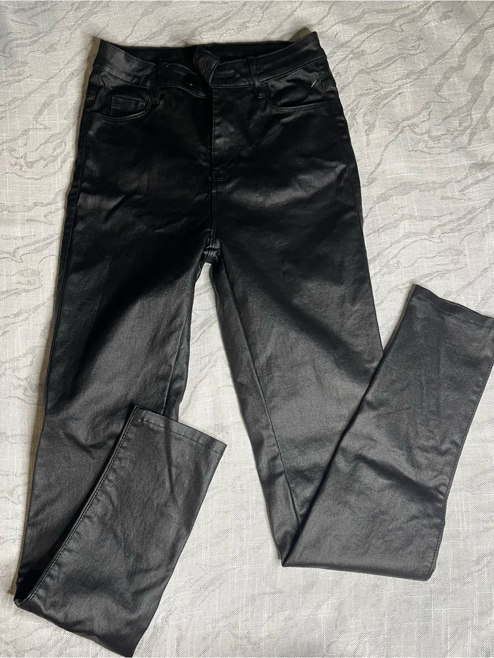 Coated Black Skinny Pants — Sleek High-Rise Style